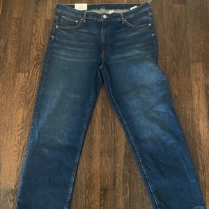 NWT H&M Dark wash straight legged jeans sz16